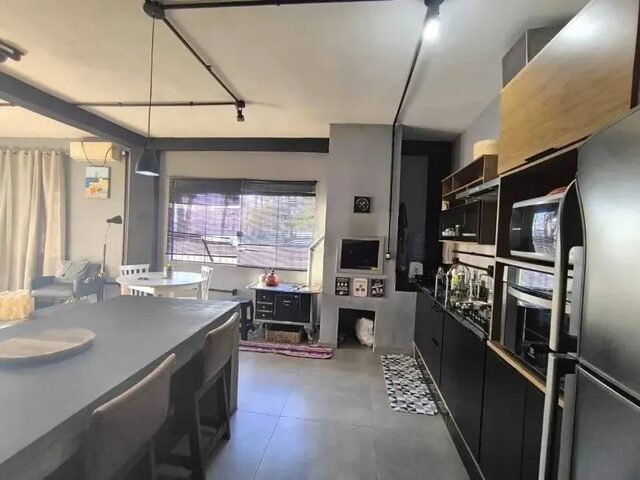 Imagem 13: Casa de 4 Dormitórios À Venda no Centro