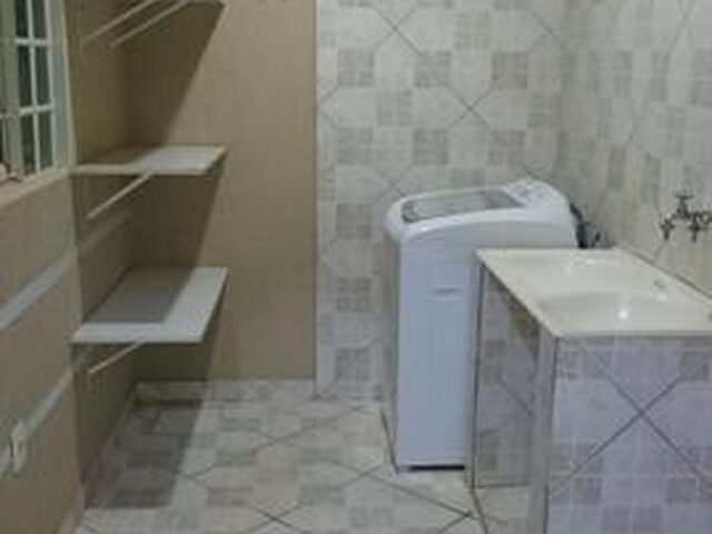 Imagem 8: Linda Casa com Mobília Completa! Pronta para Morar! na Fl.16. Próximo a Tudo