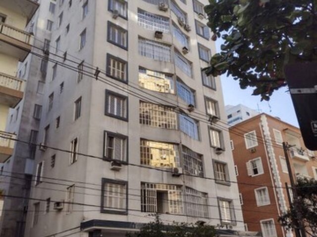 Imagem 1: Excelente Apartamento Todo Reformado!
