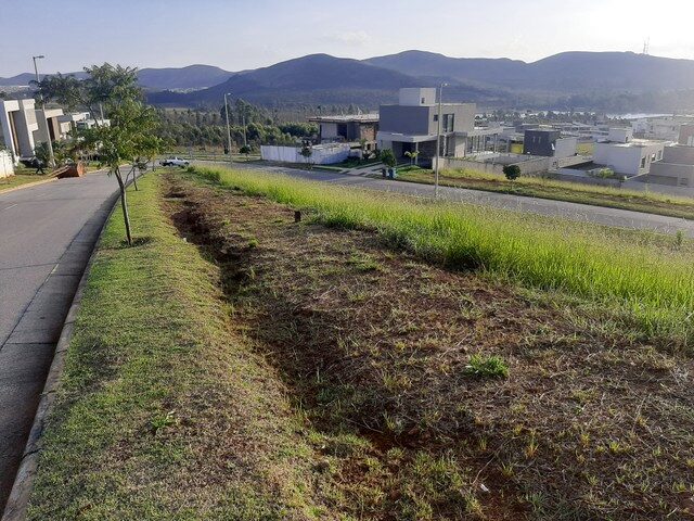 Imagem 7: Lote com Localização Privilegiada e Ótima Topografia