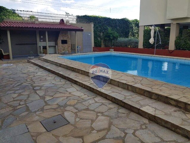 Imagem: Ed. Petrópolis - Apartamento com 2 Dormitórios