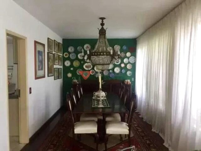 Imagem: Casa à Venda em Laranjeiras, RJ - 4 Dormitórios