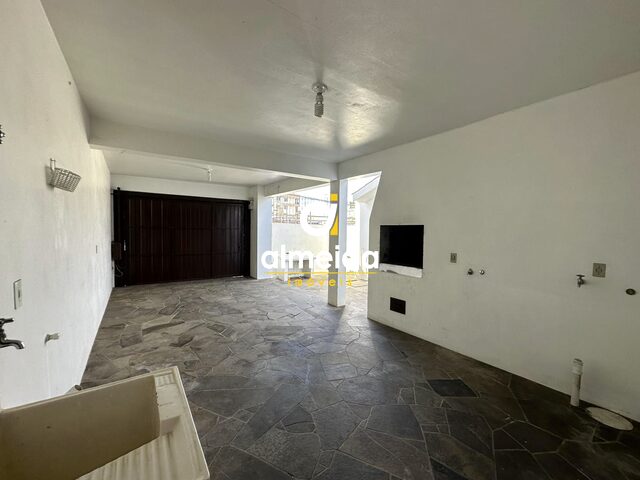 Imagem 12: CASA EXCELENTE EM BAIRRO NOBRE