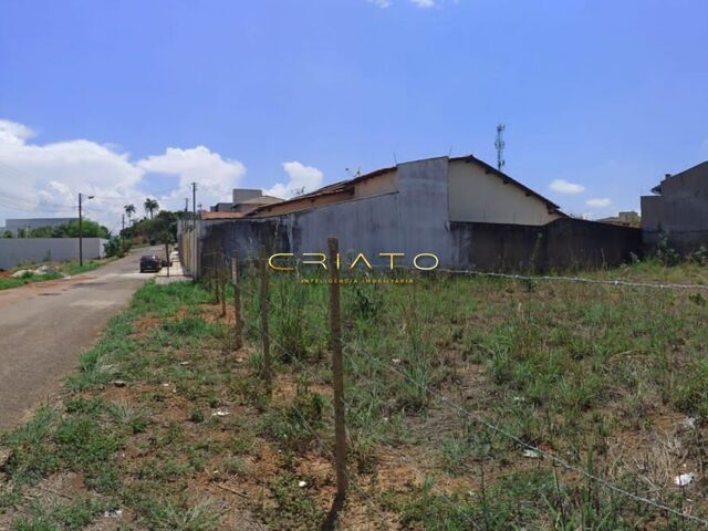 Imagem: Terreno à venda, 720 m² por R$ 540 mil