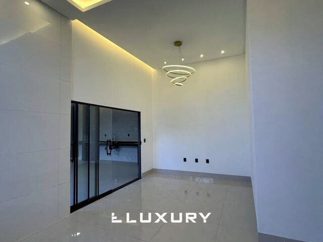 Imagem 14: Casa Moderna com Piscina no Bairro Alvorada