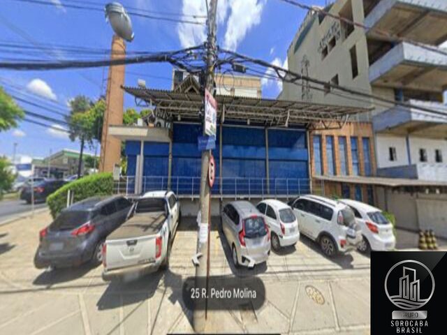 Imagem: A loja possui 570m² de Área Privada e está localizado em