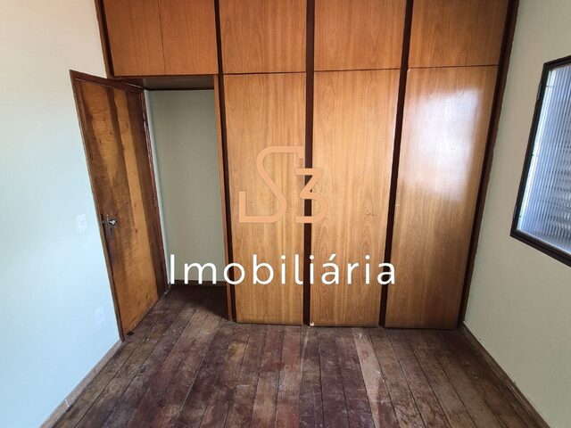 Imagem 11: Apartamento para locação no Centro de Uberlândia-MG: 3 quartos, 1 suíte, 2 salas, 1