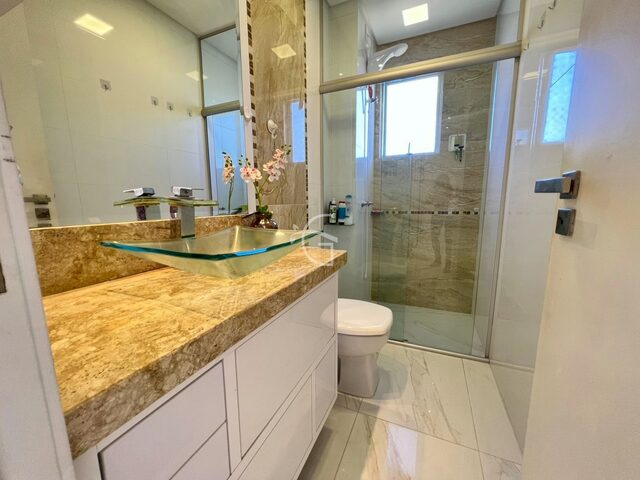 Imagem 11: Um Apartamento para Quem Busca Morar em Localização Privilegiada e Muita Luz Natural!