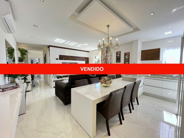 Imagem 1: Um Apartamento para Quem Busca Morar em Localização Privilegiada e Muita Luz Natural!