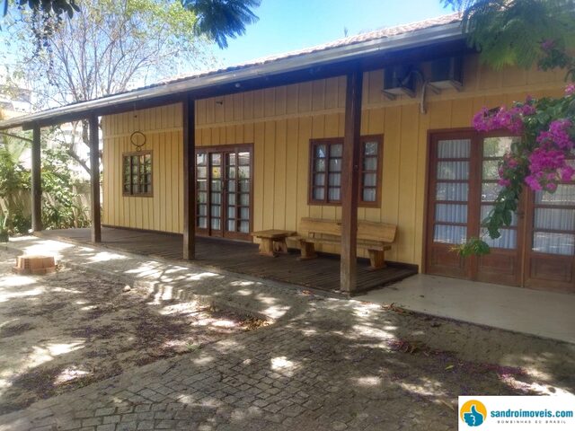 Imagem: Casa de praia aconchegante com pátio amplo!