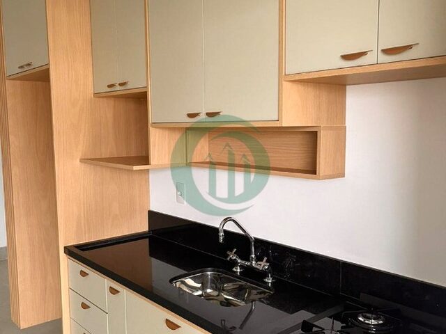 Imagem: O apartamento possui 2 Dormitórios, 1 Suíte, 1 Banheiro,