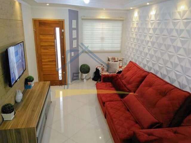 Imagem: A casa possui 3 Dormitórios, 2 Suítes, 4 Banheiros, 2