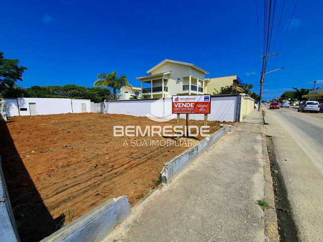 Imagem: Terreno comercial de frente para a avenida