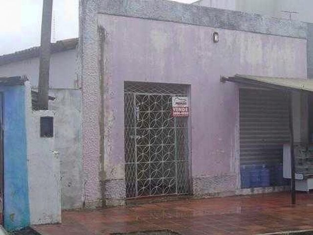 Imagem: Terreno/Loteamento À Venda em Centro